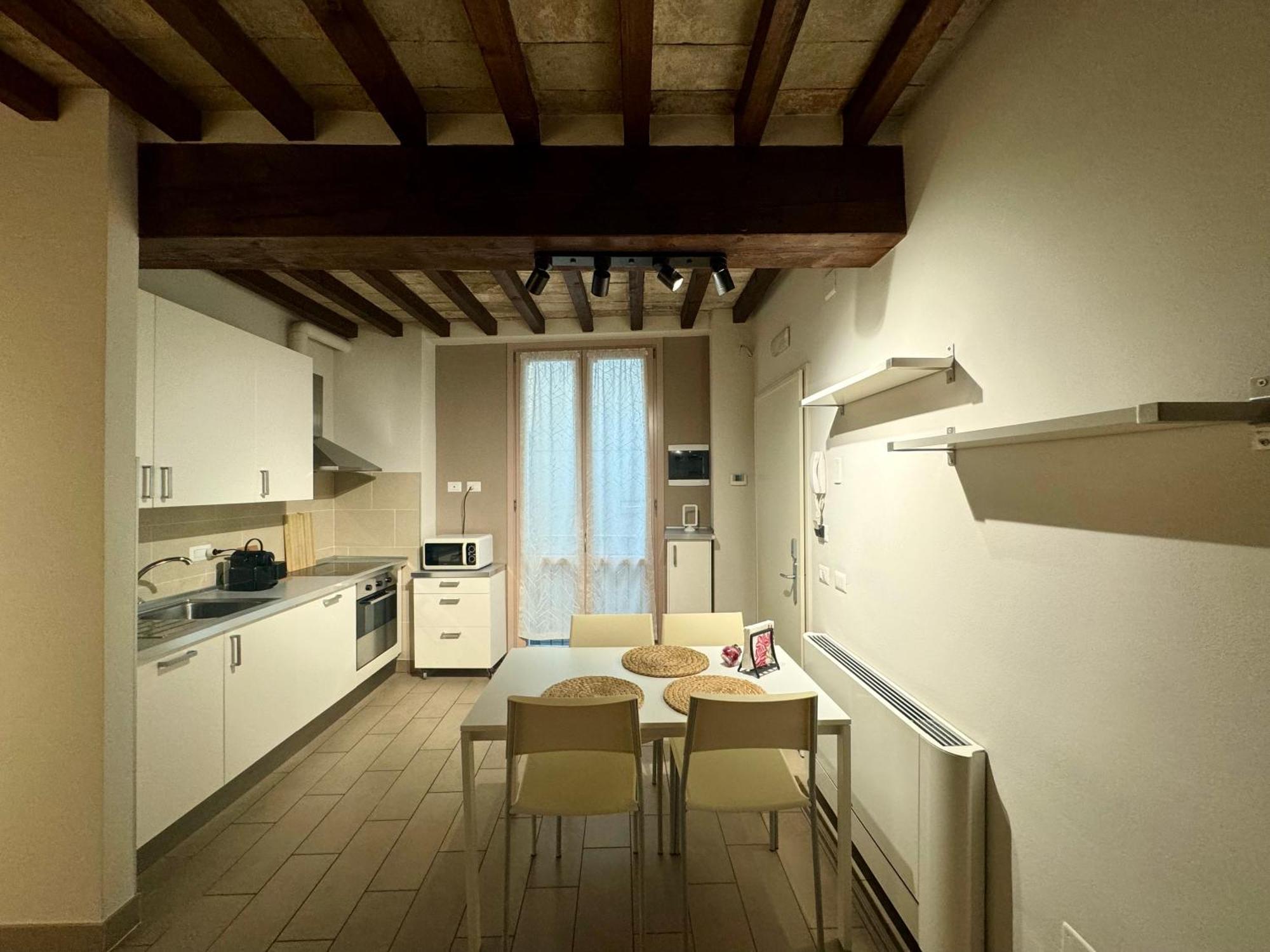 Niki O. Apartments Parme Extérieur photo