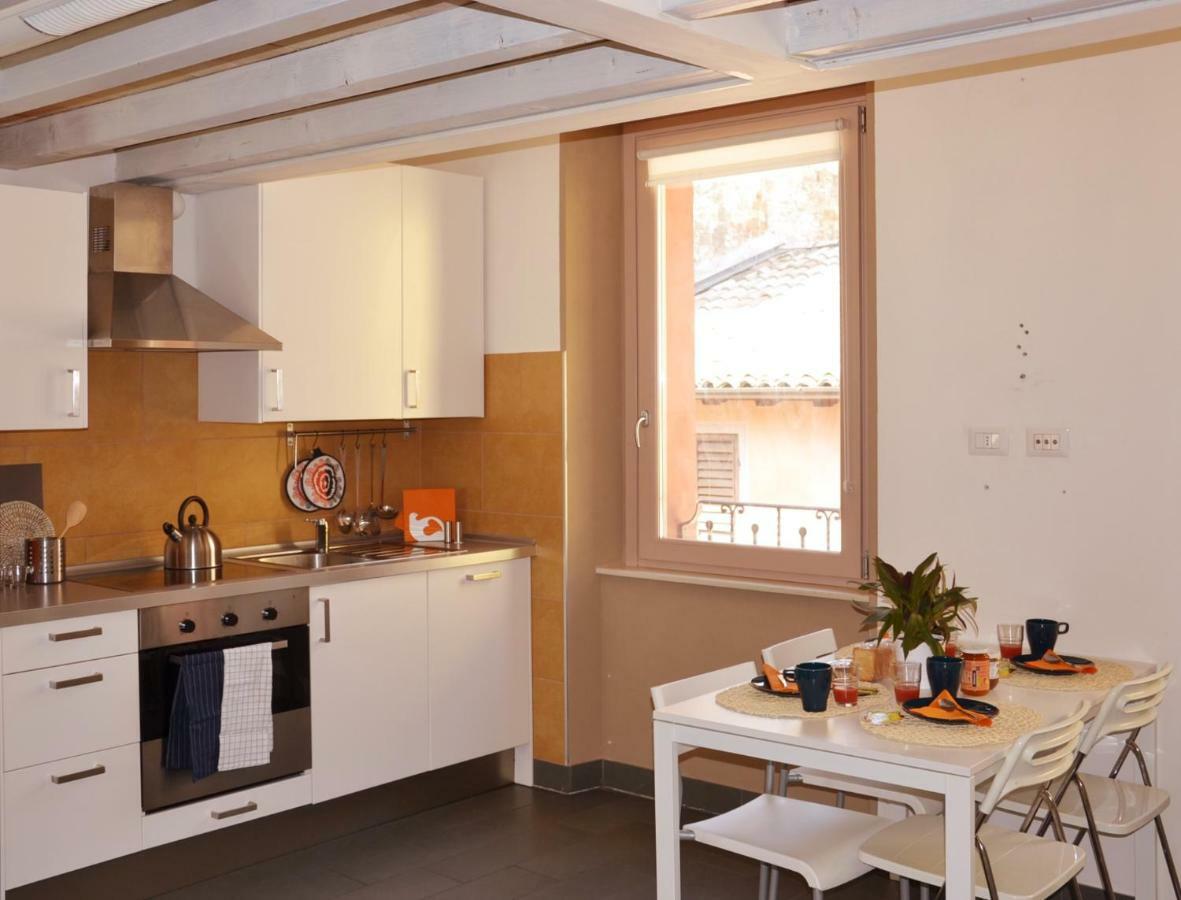Niki O. Apartments Parme Extérieur photo